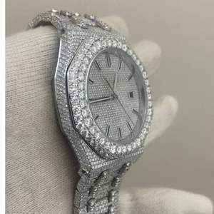 Fournisseur professionnel de montres en diamants cultivés en laboratoire pour hommes et cadeaux, prix d'usine en provenance d'Inde - Product Image 3