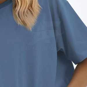 T-shirt Oversize Tendance en Tissu Respirant de Qualité – Coupe Ample et Décontractée pour Tenue Quotidienne Moderne - Product Image 6