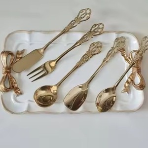 Juego de cubiertos clásico con mango de latón, colección de utensilios de comedor premium, vajilla elegante para restaurantes de hotel - Product Image 5