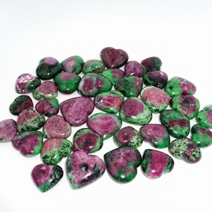 หินรูบี้โซไซต์รูปหัวใจธรรมชาติ เกรด AAA ทำมือ สำหรับการบำบัดด้วยคริสตัล รีกิ การทำสมาธิ พลังงานตกแต่ง จักระ ขายส่ง - Product Image 1