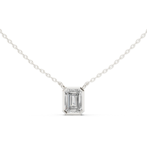 Pendentif en or jaune 14 carats avec émeraude et diamant de laboratoire pour femme |   Vêtements de soirée |   Nouveau diamant cultivé - Product Image 2