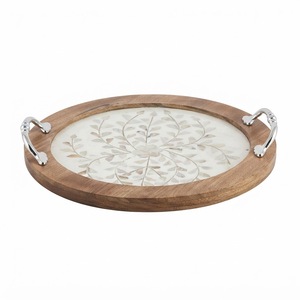Plateau en nacre avec élégantes poignées en laiton doré à motifs floraux, incrustation de nacre de qualité supérieure, plateau de service décoratif pour table basse ou ottoman. - Product Image 4