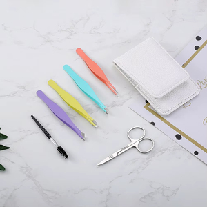 1 ensemble de pinces à sourcils colorées, Kit de coupe-sourcils en acier inoxydable, Portable, léger, cosmétique de voyage - Product Image 4