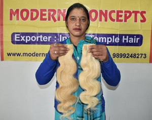 Extensiones de Cabello Humano Natural Sin Procesar 100% Virgen de Templo Indio al por Mayor, de 10 a 32 Pulgadas, Color Sedoso Ondulado - Product Image 3