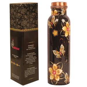Botella de Agua de Cobre Puro con Estampado Floral Hecha a Mano, 1000 ml, a Prueba de Fugas, Beneficios Ayurvédicos para la Salud, Botella Deportiva para Yoga y Gimnasio, Regalo de Lujo - Product Image 4