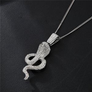 Colgante de Serpiente de Moissanita Chapado en Oro de Lujo para Hombre, Joyería Hip Hop Icy Bling con Colgante de Animal - Product Image 5