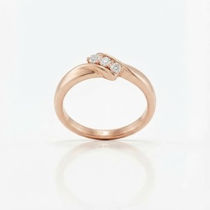 Anillo de Compromiso de Tres Piedras, Anillo Clásico de Diamante Moissanita con Corte Brillante Redondo, Anillo de Boda para Mujer con Engaste de Garras - Product Image 5