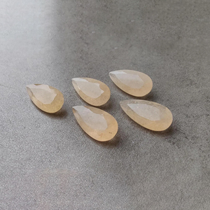 Pierre précieuse calibrée en calcite naturelle facettée en forme de goutte d'eau de qualité AAA+ pour la fabrication de bijoux - Product Image 6