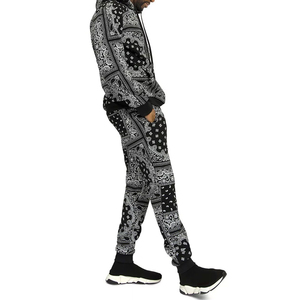 Conjunto deportivo sublimado de marca privada, de alta calidad, nuevo modelo estampado, conjunto de 2 piezas a precio económico con servicio OEM. - Product Image 4