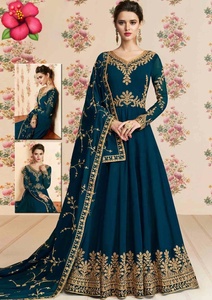 Robe longue brodée en mousseline de soie, nouvelle collection 2022 - Product Image 6