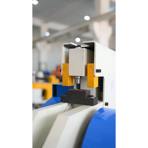 Máquina Punzonadora, Cortadora y Entalladora Hidráulica Industrial de Servicio Pesado 14B para Trabajos en Hierro, Equipo de Fabricación de Metal de 36-120 Toneladas - Product Image 4