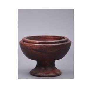 Bol de service classique en bois sculpté résistant à la chaleur, élégant centre de table sur pied pour fruits, collations et décorations de table spéciales - Product Image 4