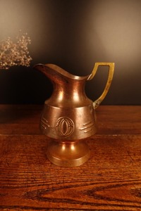 Carafe à eau en cuivre sélectionnée à la main, contrôle qualité, finition solide, article de gros personnalisé en usine - Product Image 2