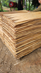 Placage de bois d'acacia du Vietnam, grain naturel, écologique, durable, noyau en contreplaqué coupé rotativement (longueur 1270 mm, qualité industrielle) - Product Image 2