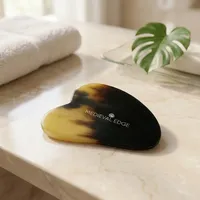 Gua Sha de luxe portatif en corne naturelle, forme cœur, style médiéval, design original d'usine indienne, pour le visage et la relaxation