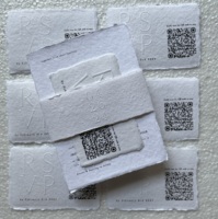 Ensemble d'invitations de mariage en papier coton écologique fait main, motif floral, estampage à chaud, bords festonnés, professionnel