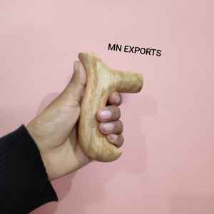 Bastón de Madera Pulida Hecho a Mano, Ecológico, Moderno, con Mango de Caña, Duradero y Elegante, MN EXPORTS - Product Image 1