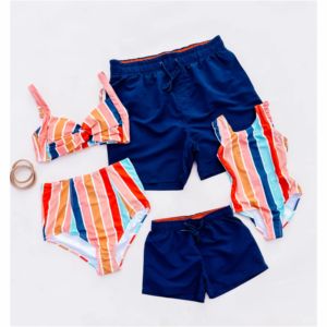 ชุดว่ายน้ำครอบครัวลายรุ้งแบบกำหนดเอง ชุดชายหาดฤดูร้อน - Product Image 3