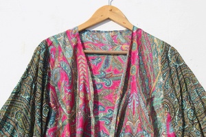 Nouvel arrivage de haut court en soie Wrap Blouse Hippie Chic élégant haut ceinturé haut Vintage manches longues cloche pour les femmes - Product Image 4