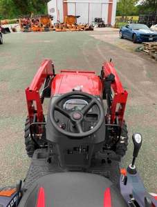 Tracteur MAHINDRA d'occasion 2023, modèle 2638 HST, disponible dès maintenant - Product Image 3