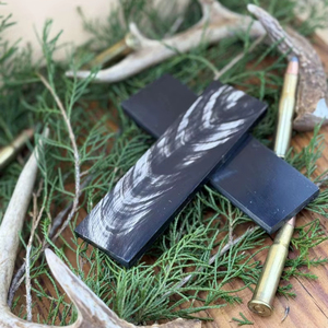 Plaques de manche de couteau en corne de buffle, motif tourbillons noir et blanc, polies, en corne naturelle - Product Image 1