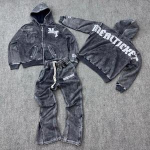 Conjunto Deportivo para Hombre con Capucha y Pantalones Acampanados, Estampado con Efecto Desgastado, Lavado Ácido, Logotipo Bordado DTG, 100% Algodón - Product Image 1