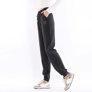 Pantalon de survêtement évasé personnalisé, ample, élégant et tendance pour femme, coupe droite, jambe large, longueur intégrale, avec empiècements latéraux, OEM - Product Image 1