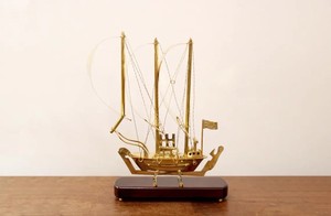 Handcrafted Sailboat Ship Memento Sculpture <b>Vintage</b> Boat Statue Decorative Showpiece for Home Living Room <b>Shelf</b> Office Desk - Product Image 2