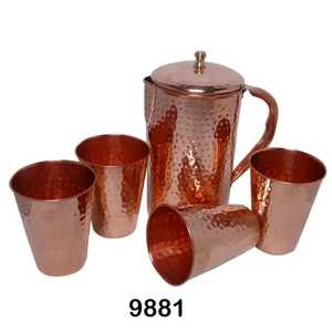 Pot à eau en cuivre avec design martelé et gobelets, ensemble de vaisselle rustique écologique pour la maison et la cuisine - Product Image 3