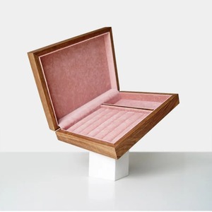 Boîte à bijoux artisanale en bois d'acacia avec design gravé, emballage cadeau personnalisable, artisanat utilitaire, cadres photo, autocollants pour bougies, sur mesure - Product Image 4
