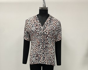 Blusa de Mujer con Estampado de Leopardo, Manga Corta, Cuello en V, Informal, Primavera Verano, Tejida, Poliéster - Product Image 1
