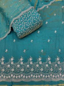 Tissu texturé Rangoli Crush pour robes de boutique, tenues ethniques de créateurs, vêtements de mode contemporaine et vêtements décoratifs - Product Image 4