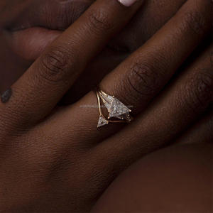 Arin /18K/14K ทองพร้อมใบรับรอง GIA/IGI เพชรธรรมชาติทันสมัยหรือออกแบบเองด้วยแหวนเพชร MOQ ต่ำ - Product Image 2