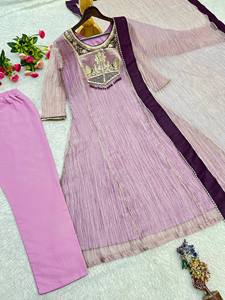 Ensemble Salwar Kameez en Soie Rose Brodé SALSA avec Dupatta – Tenue Traditionnelle Indienne et Pakistanaise pour Femme, Coupe Ample Décontractée, Longueur Genou, Séchage Rapide - Product Image 5