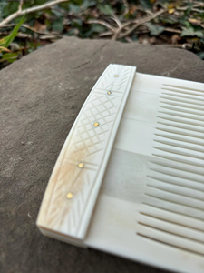 Peigne en os naturel fait main pour les soins des cheveux - Product Image 5