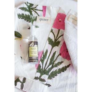 Robe de nuit élégante pour femme à imprimé poppies dansantes - Product Image 2