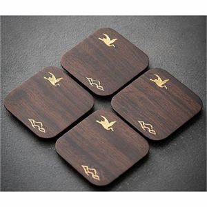Posavasos de Madera de Nogal Negro de Lujo, Hechos a Mano, Estilo Japonés, con Incrustaciones Doradas y Diseño de Grulla, para Decoración de Mesa - Product Image 1