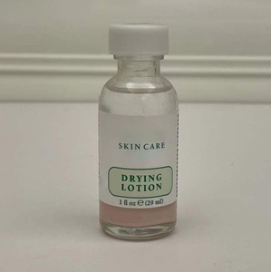 Loción Sérum Secante para el Cuidado de la Piel con Acné y Espinillas, Natural y Orgánica, 29 ml, Marca Privada MarriioB - Product Image 1