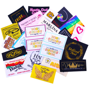 Etiquetas Tejidas Personalizadas para el Cuello con Tallas, Etiqueta Tejida de Alta Densidad y Etiquetas para Ropa - Product Image 1