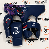 Ensemble de boxe professionnel personnalisé Fly Red Genger en cuir de vachette à séchage rapide, comprenant des gants, un protège-tête et un protège-guêtres