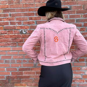 Veste Western Rose Cloutée en Daim pour Femme, en Cuir de Vachette, Courte, avec Conchos, Style Trucker, Rodeo, Cowgirl, Sud-ouest, à Boutons Pression, Coupe Ajustée - Product Image 4