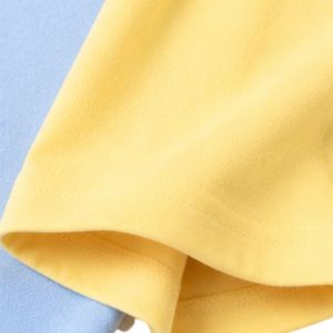 Camiseta de Mujer Azul Cielo y Amarillo Limón, Corte Raglán, Diseño de Bloques de Color, Estampado Gráfico de Estrellas, Cuello Redondo, Manga Corta, Algodón, Informal, Personalizada - Product Image 3
