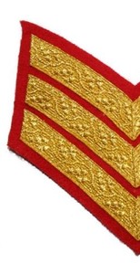 El chevron de 3 barras (tres franjas en forma de V) es el insignia más común del rango de Sergeant. - Product Image 3