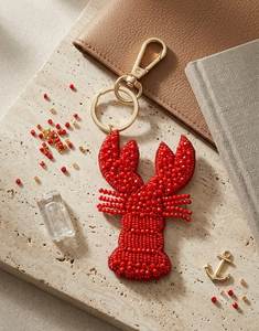 Porte-clés brodé à la main coloré avec un motif traditionnel unique et une fine broderie de perles décoratives pour tous les jours - Product Image 1