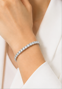 Classic diamond tennis <b>bracelet</b> in 18K <b>white</b> gold continuous row of round brilliant cut diamonds timeless luxury fine jewelry - Product Image 6