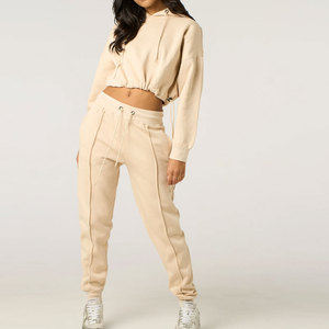 Ensemble Crop Top Femme Prix de Gros – Tenue d'Été Légère et Confortable, Deux Pièces Tendance pour le Quotidien - Product Image 1