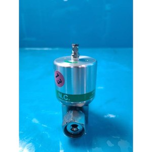 Interrupteur de proximité magnétique CKD 31-00011, utilisé comme pièce détachée pour équipement semi-conducteur d'époque - Product Image 1