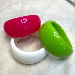 H a CRAFT Thin <b>Resin</b> Bangles Classic Lovers Pattern Party Wear Women's Elegant Stylish Minimalist - Product Image 4