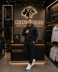 Conjunto Deportivo REXIT SPORTS para Hombre con Logotipo en Relieve, Sudadera con Capucha Personalizada y Pantalones Deportivos, la Marca en Relieve Crea una Apariencia Premium - Product Image 5
