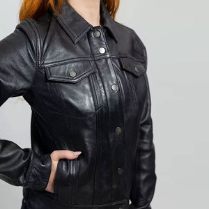 Abrigo de Piel de Oveja Genuina a la Moda 2026, Chaqueta de Cuero Corta para Mujer, Chaqueta Bomber para Mujer a Precio de Mayoreo - Product Image 3